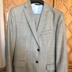 Banana Republic - Tailored Fit, 2-Piece Suit